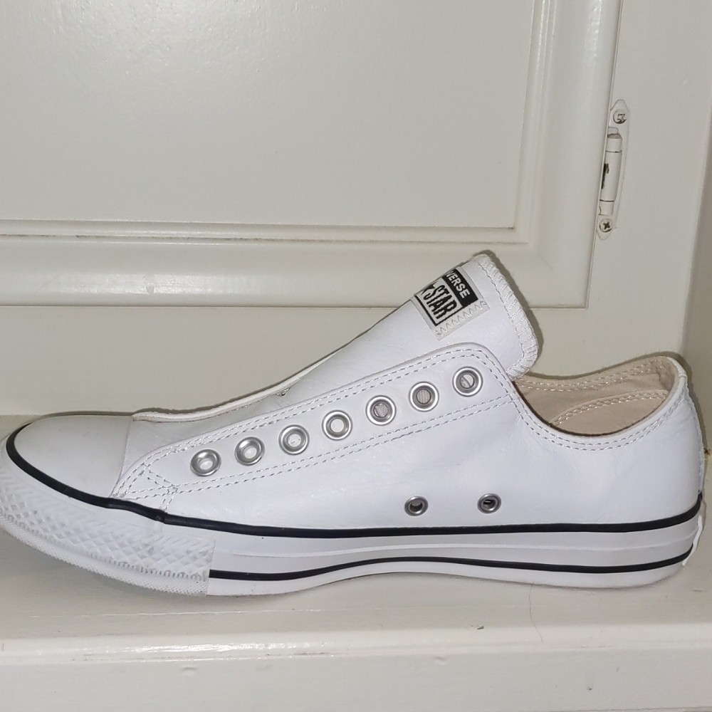 White Leather Converse All-Stars